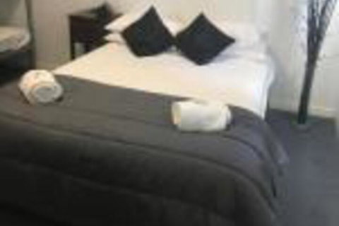 Tin Can Bay Backpackers - Darwin Holiday 0