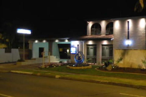 Alabaster Motor Inn Taree - Darwin Holiday 5