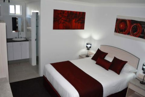 Alabaster Motor Inn Taree - Darwin Holiday 0