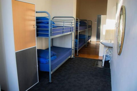 Hump Backpackers - Darwin Holiday 6