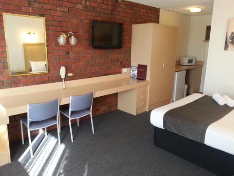 Big Valley Lakeside Paradise Motor Inn - Darwin Holiday 3