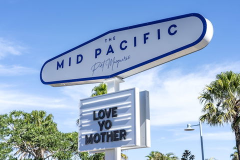 The Mid Pacific - Darwin Holiday 2