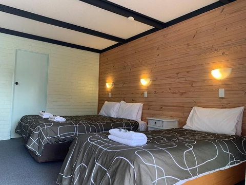 Gloucester Motel - Darwin Holiday 1