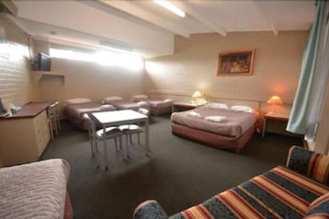 Parkview Motor Inn Parkes - Darwin Holiday 2