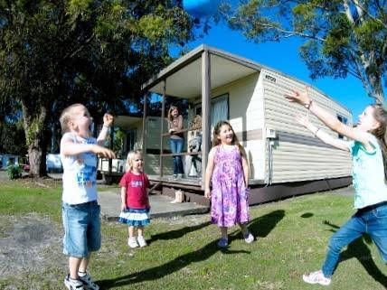 Aukaka Caravan Park - Darwin Holiday 0