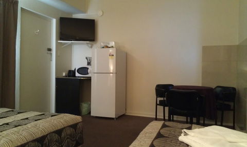 Avalon Motel - Darwin Holiday 1