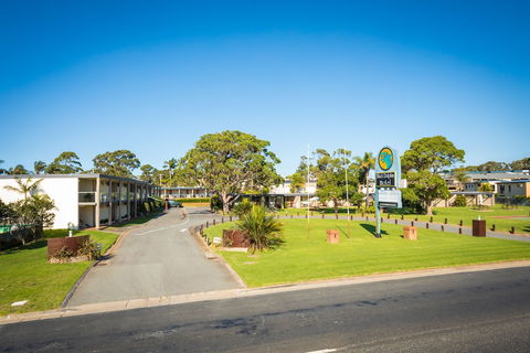 Black Dolphin Resort Motel & Apartments - Darwin Holiday 1