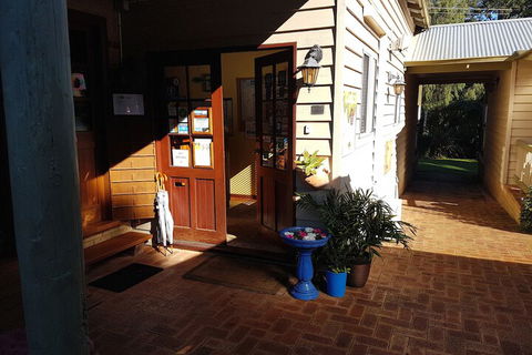 Adamsons Riverside Accommodation - Darwin Holiday 2