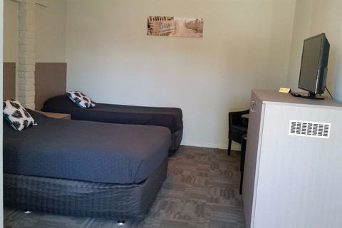 Foreshore Motel - Darwin Holiday 5