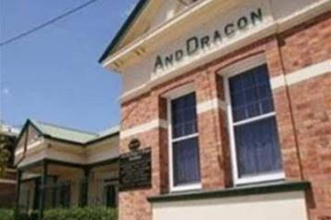 The Old George & Dragon Guesthouse - Darwin Holiday 6