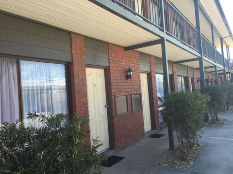 Ploughmans Motor Inn - Darwin Holiday 4