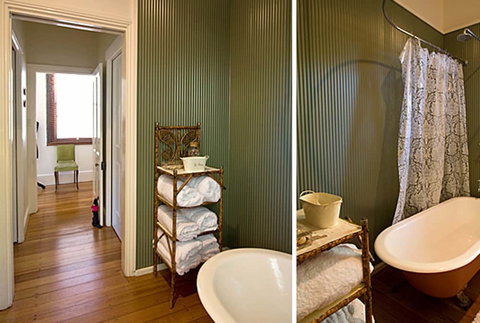 At Eleven - Darwin Holiday 1