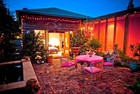 At Eleven - Darwin Holiday 6