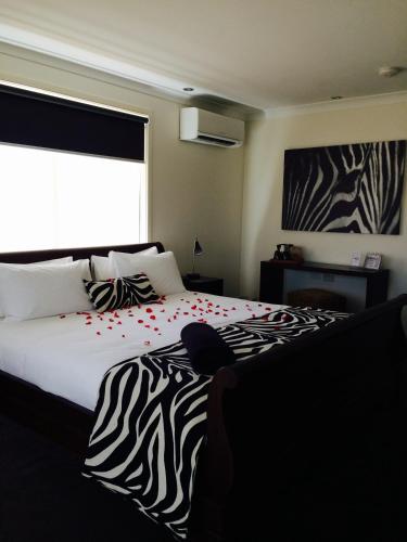 Zebras Guest House - Darwin Holiday 1