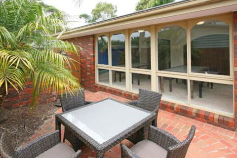 Frankston B & B - Darwin Holiday 5