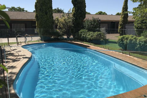 Country Apartments - Darwin Holiday 4