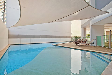 Beachlife Holiday Apartments - Darwin Holiday 1