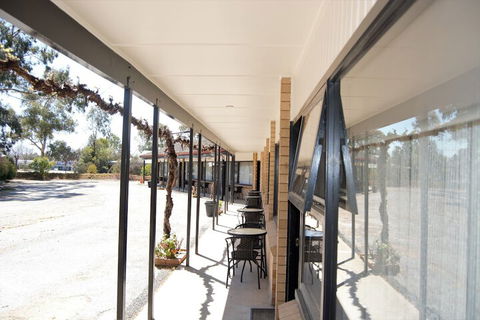 Civic Motor Inn - Darwin Holiday 4