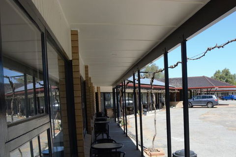 Civic Motor Inn - Darwin Holiday 7