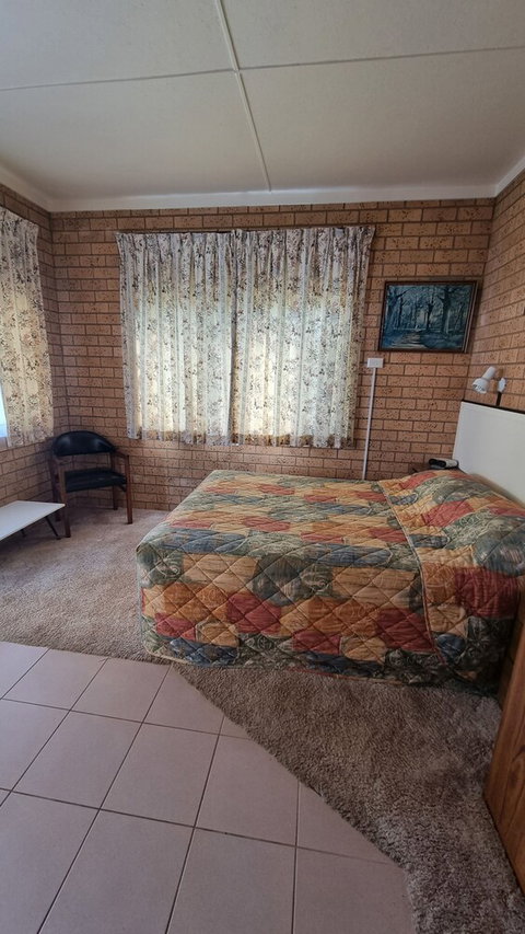 Lone Pine Motel - Corowa - Darwin Holiday 6