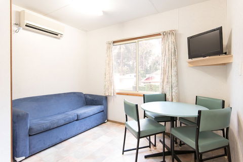 Clog Barn Caravan Park - Darwin Holiday 2