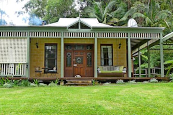 Lowanna NSW Darwin Holiday