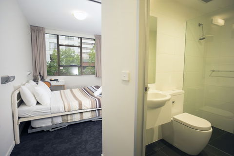 Canberra City YHA - Hostel - Darwin Holiday 5