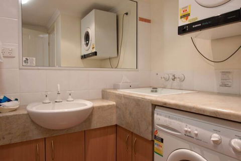 Mid City Luxury Suites - Darwin Holiday 4