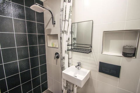 Bianconero - Darwin Holiday 3