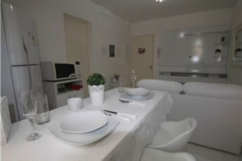 Lotus Boutique Apartments By Peace World - Darwin Holiday 1