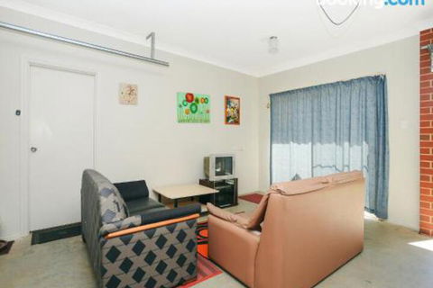 All Seasons Port Elliot Holiday House - Darwin Holiday 2