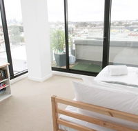 Modern 2 Bedroom Apartment in Melbournes Northcote - Darwin Holiday