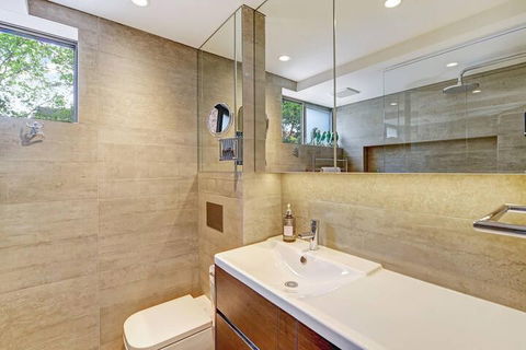 Meticulously Designed Sydney Aptmnt - Darwin Holiday 4