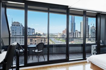 Roomerang At Katherine Place 23 - Darwin Holiday 0