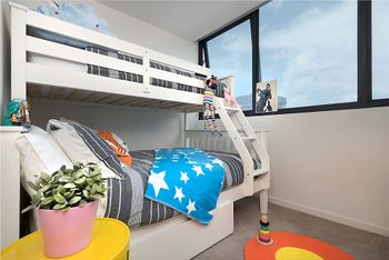 Ssp At Melbourne Star 19 - Darwin Holiday 1