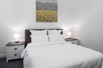 Melbourne VIC Darwin Holiday