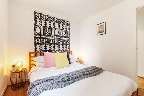 Roomerang At Neo 17 - Darwin Holiday 1