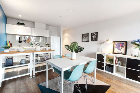 Roomerang At Neo 17 - Darwin Holiday 0