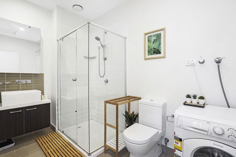 Roomerang At Melbourne Star 40 - Darwin Holiday 5