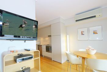 Resort Apartment 8224 - Darwin Holiday 6