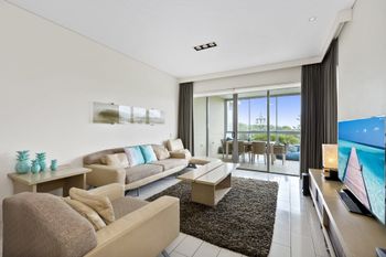 Kingscliff Ocean Culture 1212 - Darwin Holiday 0