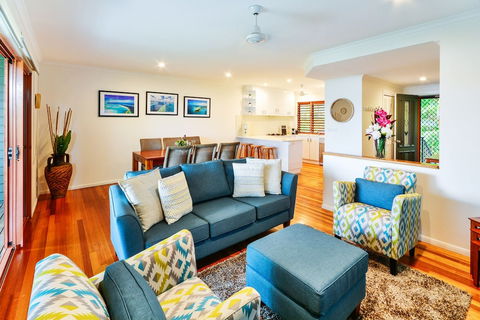 1 Heliconia Ocean View 3 Bedroom House Near Marina With Golf Buggy - Darwin Holiday 3