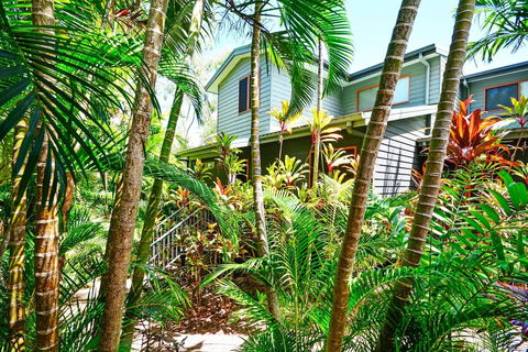 1 Heliconia Ocean View 3 Bedroom House Near Marina With Golf Buggy - Darwin Holiday 0