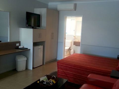 Mas Country Roma Inland Motor Inn - Darwin Holiday 6