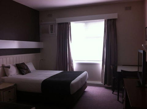 Amity Motor Inn - Darwin Holiday 1
