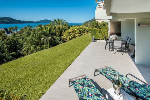 Poinciana 011 Deluxe 2 Bedroom Apartment Centrally Located With Golf Buggy - Darwin Holiday 0