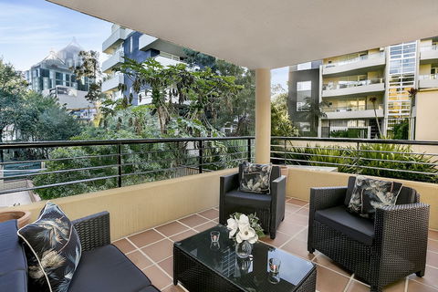 The Apartment Service CHATS - Darwin Holiday 3