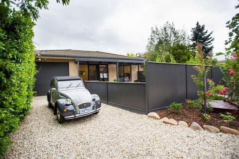 Brantome - Darwin Holiday 6