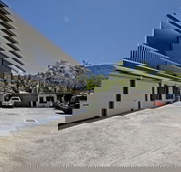 Rare Modern Unit w Private Fenced garden Close to The Beach PC5 - Darwin Holiday