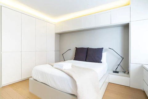 2 Bedroom Apartment With Bay View - Darwin Holiday 3